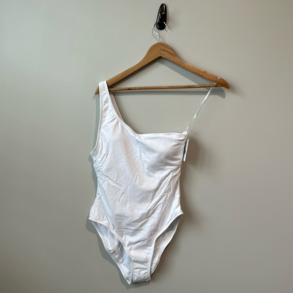NWT Andie Nantucket One Shoulder One Piece in White M - Picture 2 of 8